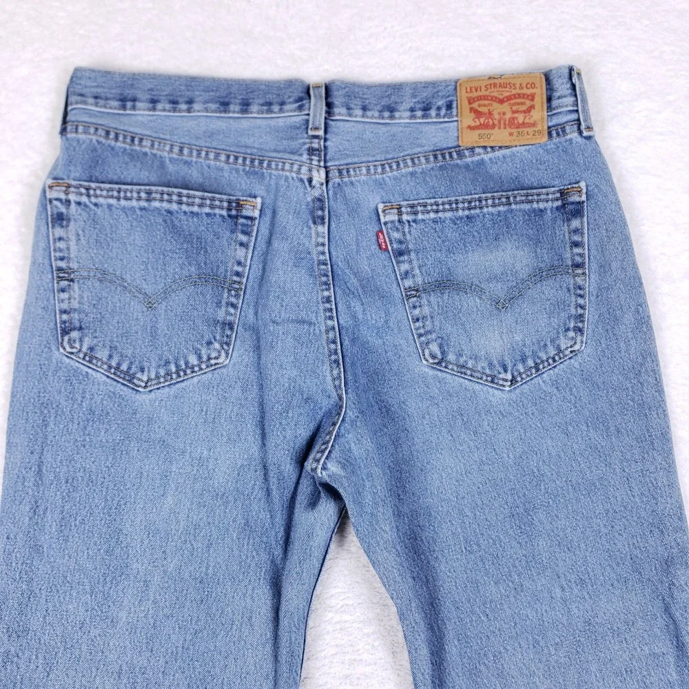 Levi's 550 Relaxed Fit Jeans Mens 36x29 Light Wash Denim Vintage Y2K‎